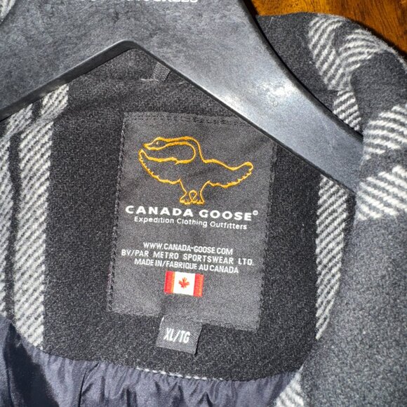 Vintage Canada Goose Plaid Jacket - Midweight - XL - Picture 6 of 6